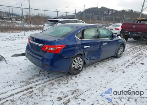 2017 Nissan Sentra S z USA, uszkodzony, nr VIN 3N1AB7AP5HY400255